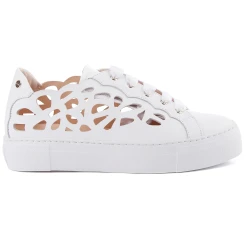 Gumshoes AGL