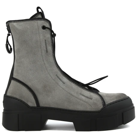 Boots VIC MATIE’